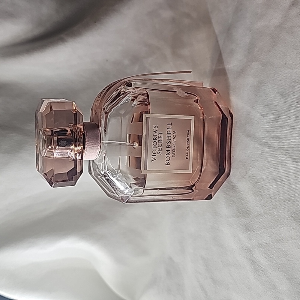 Victoria's Secret Bombshell Seduction Perfume